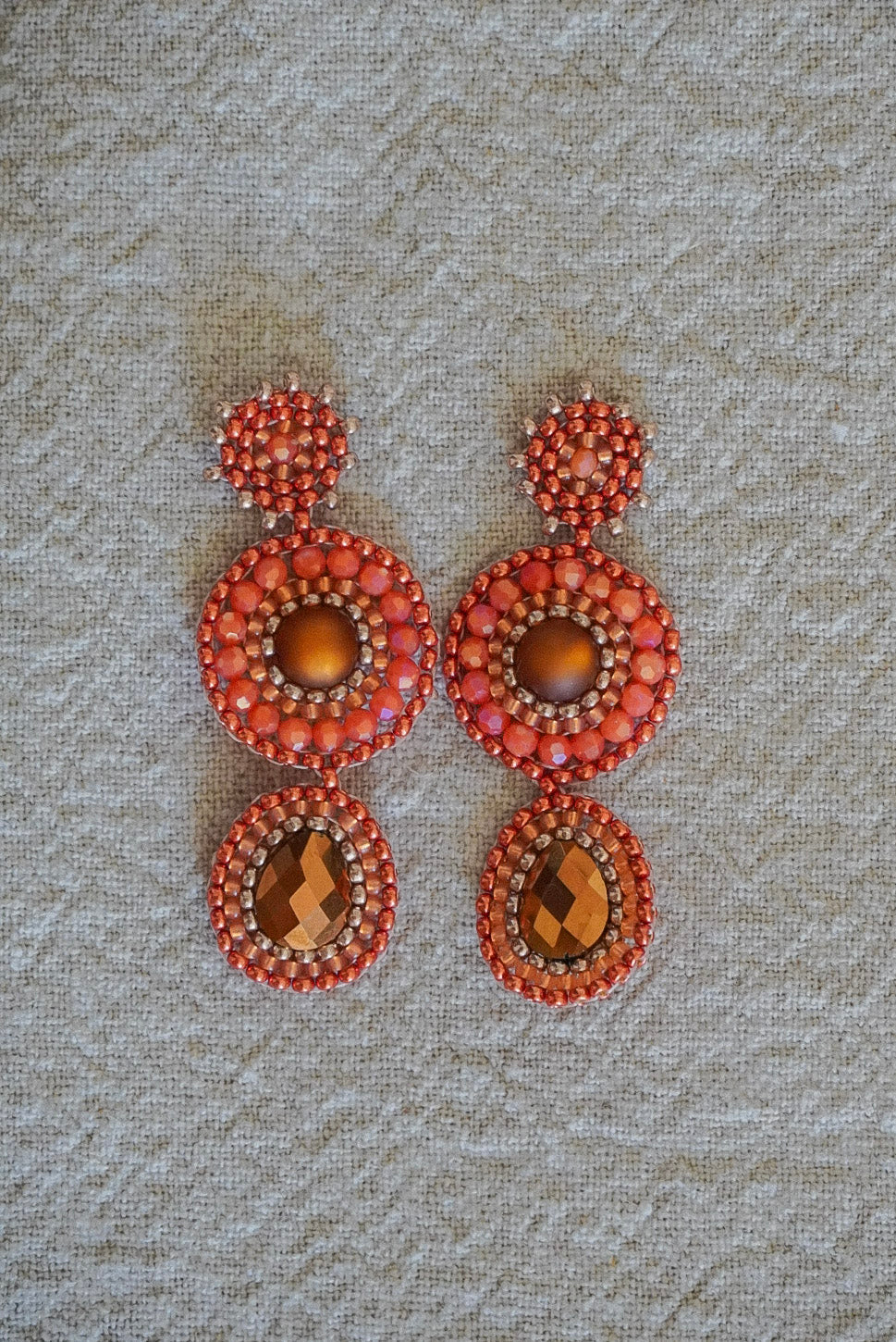 Modell "Ida" in orange