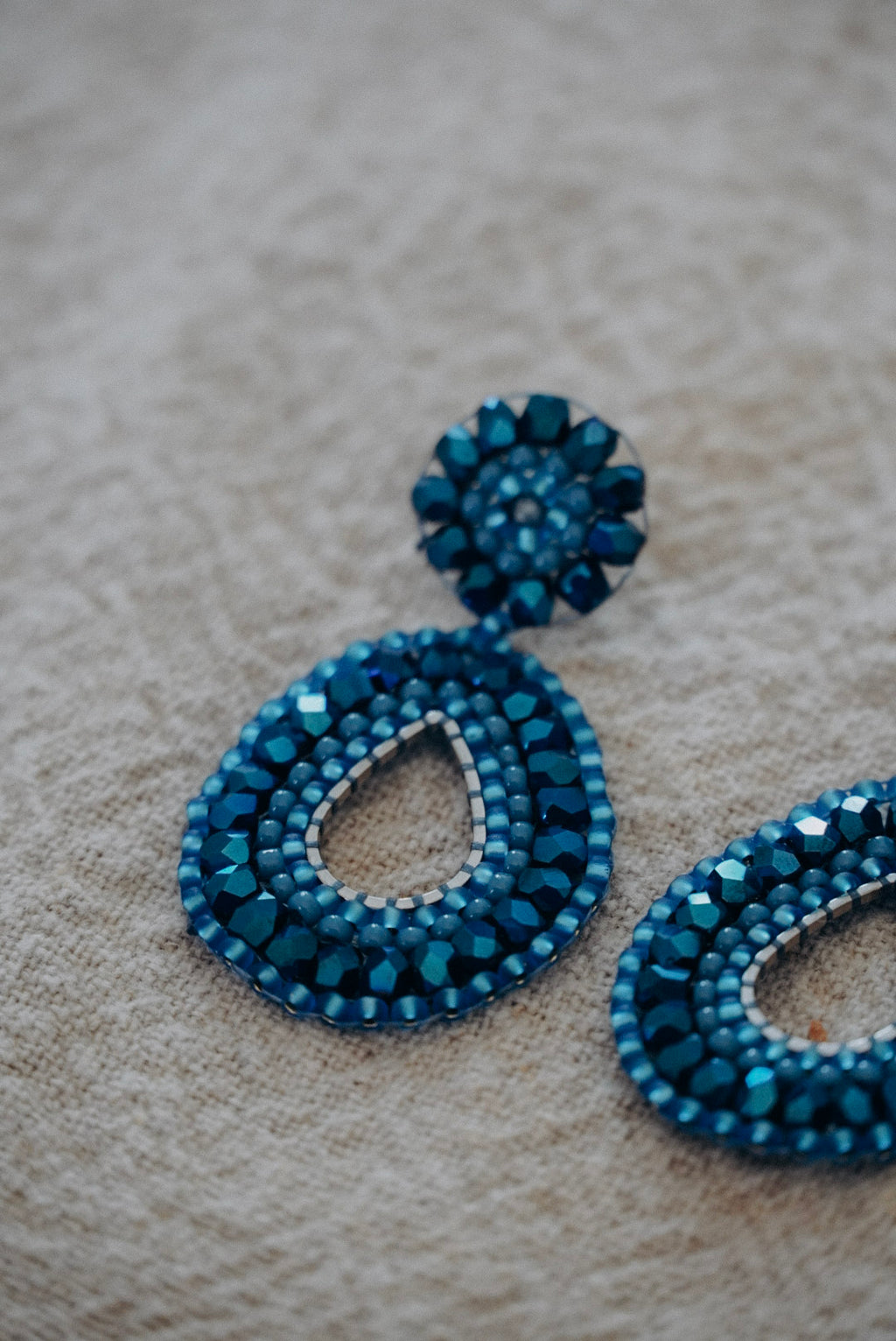 Modell "Frieda" in blau