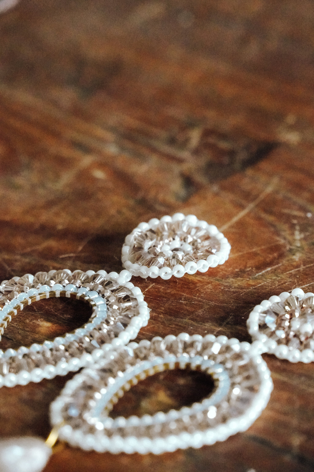 Ohrringe „Mima“ in weiß