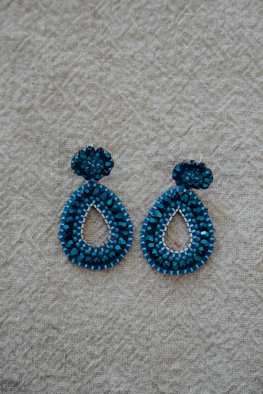 Modell "Frieda" in blau