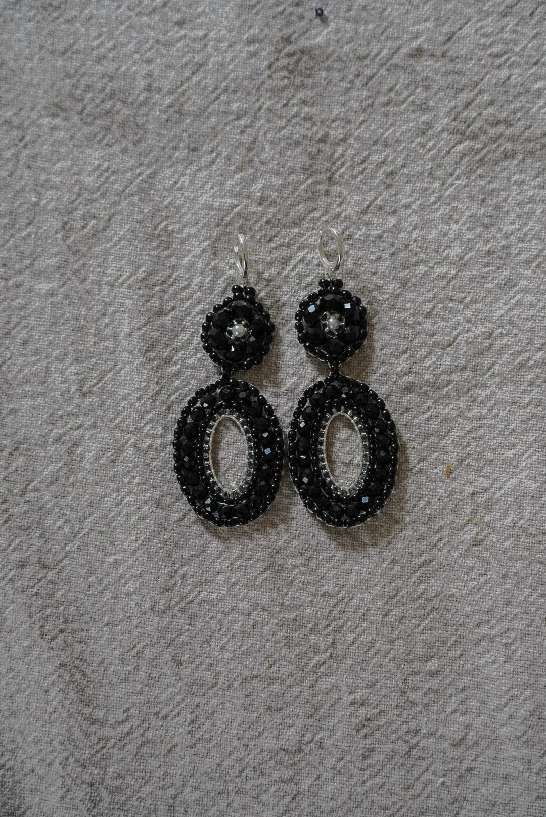 Modell "Elsa" in schwarz