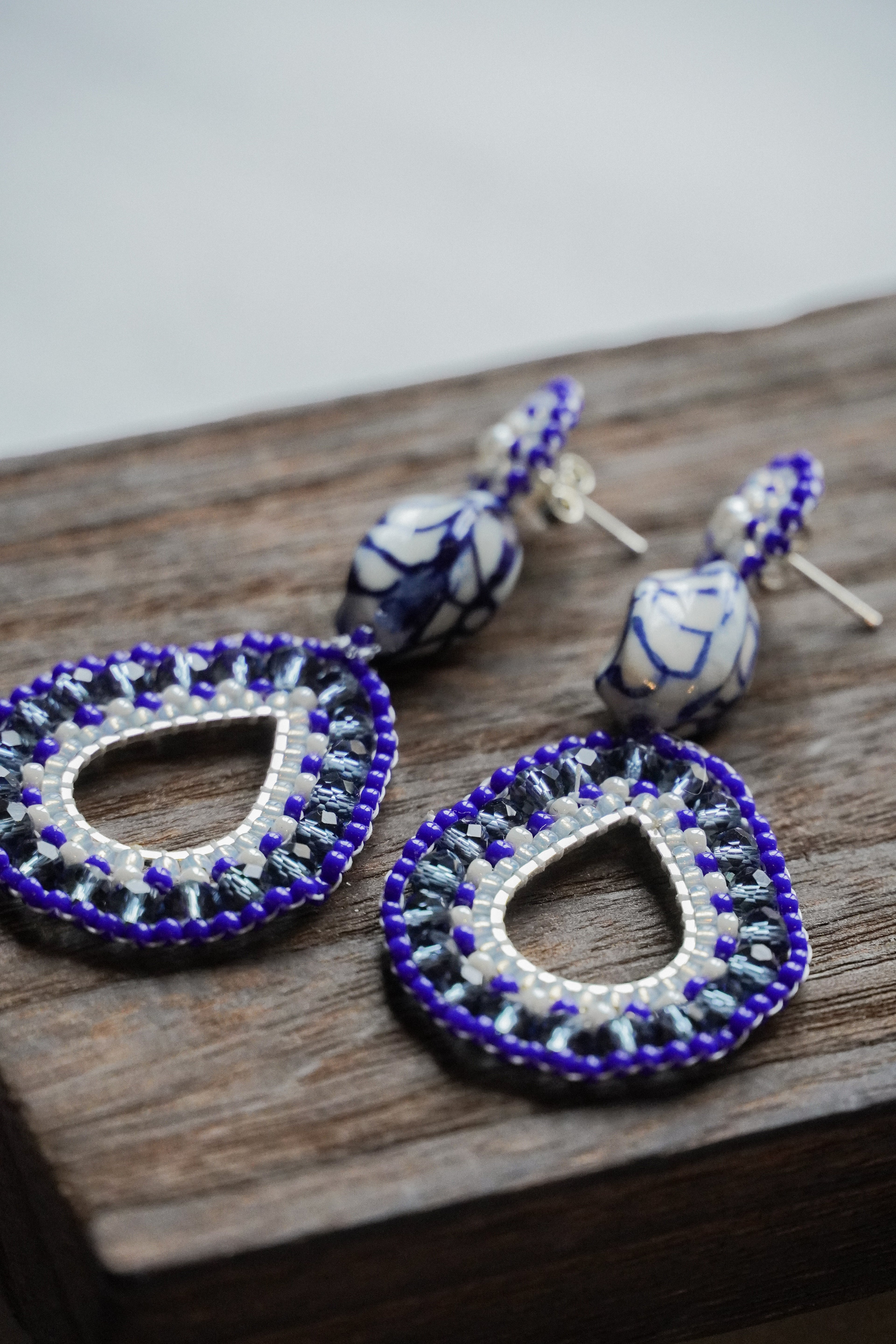 Modell „Frieda“ in blau/weiss