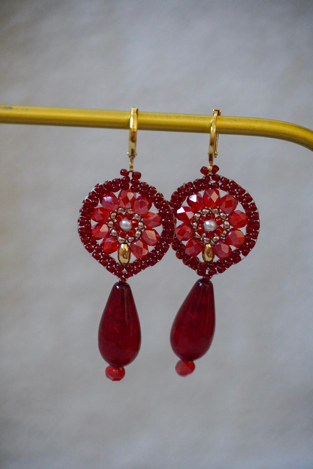 Modell "ilvy" in rot