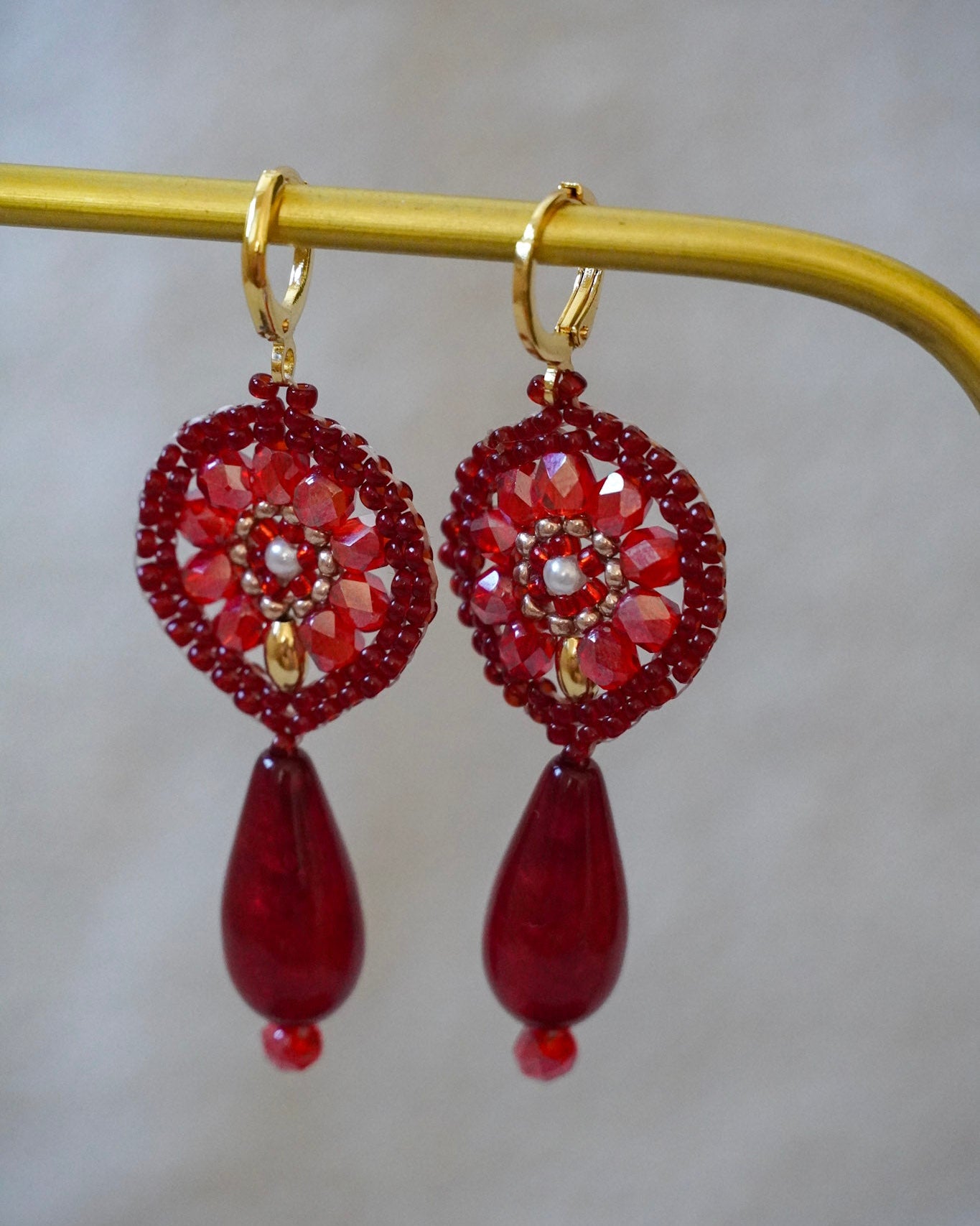 Modell "ilvy" in rot