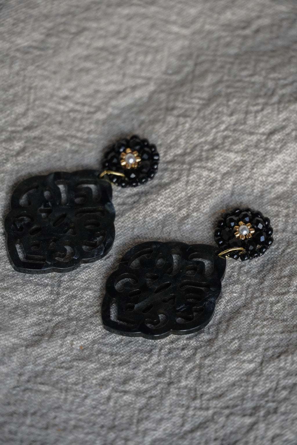 Ohrringe „Lulea“ in schwarz/gold