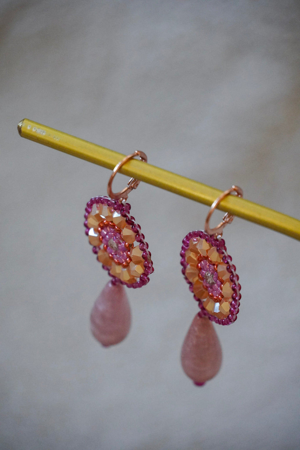 Modell "Ilvy" in orange/pink