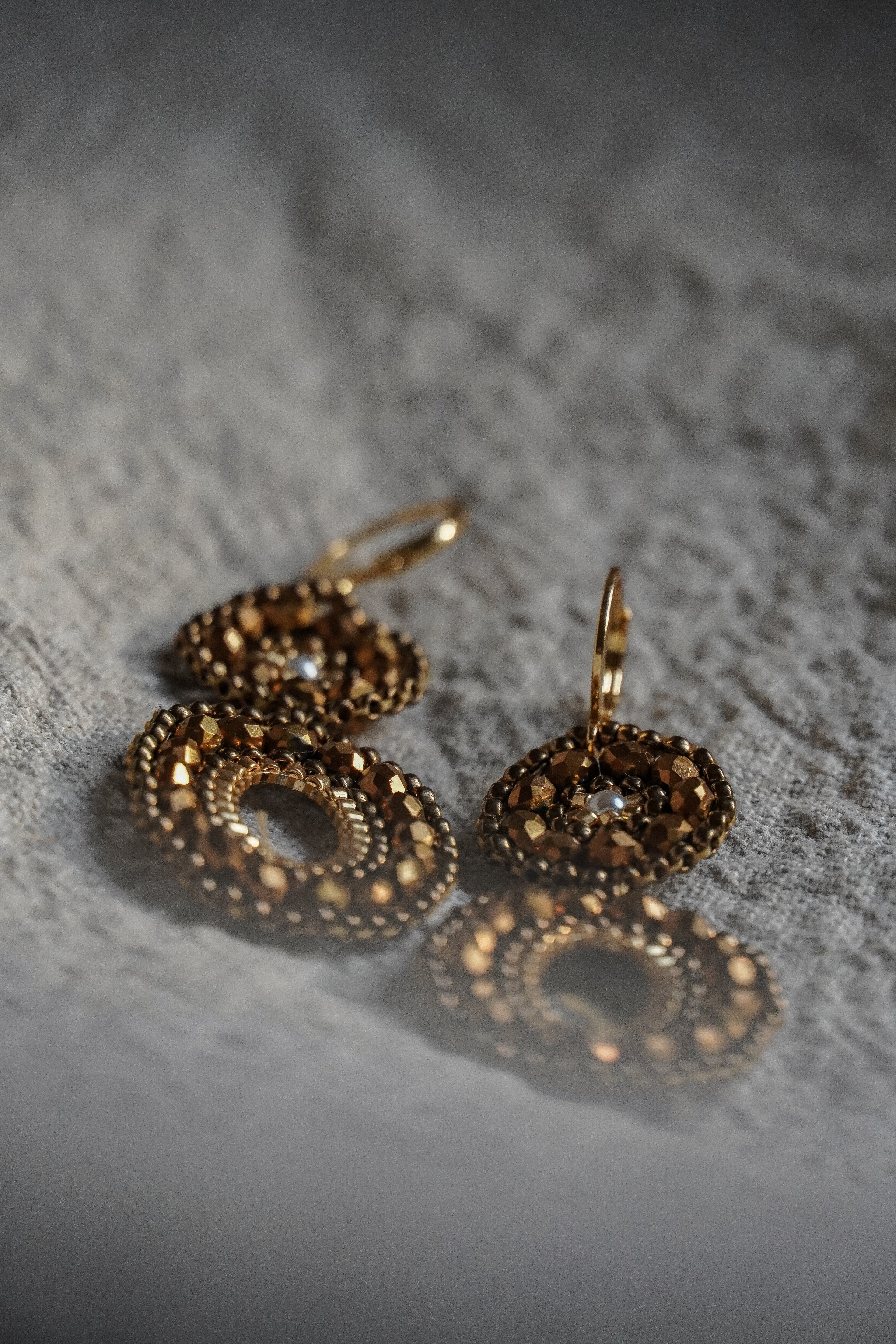 Ohrringe „Moa“ in bronze/gold