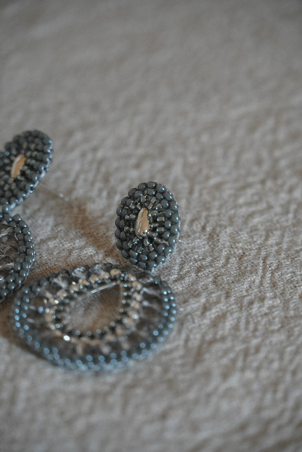 Modell "Frieda" in Silber/Grau