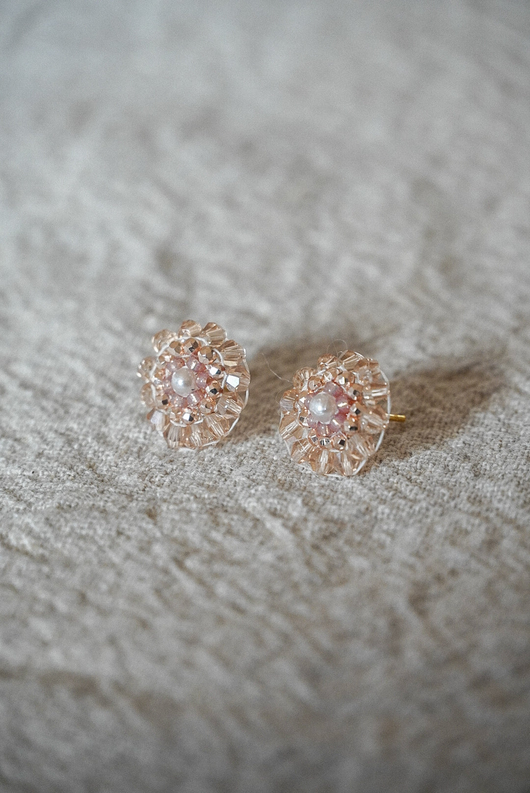 Modell "Alma" in Rosa/Beige